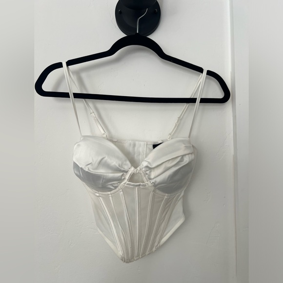 Windsor white corset top - Picture 2 of 4